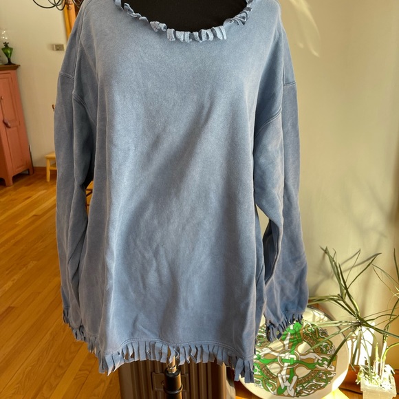 Comfort Colors beach oversized coverup or casual sweatshirt. Size xl. Slate blue - Picture 4 of 13